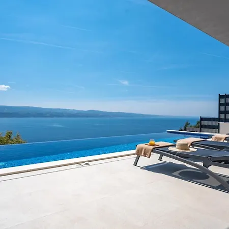 Villa New! Admira Maria With A Heated Pool And Sea Views