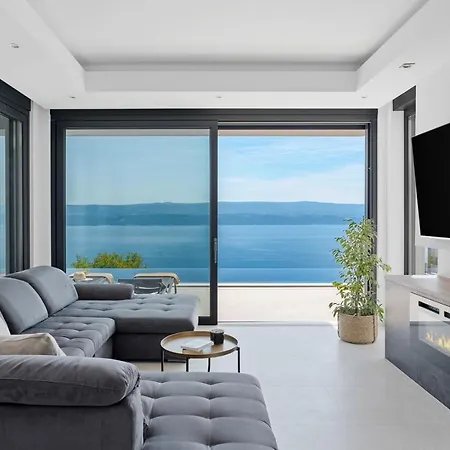 Villa New! Admira Maria With A Heated Pool And Sea Views *