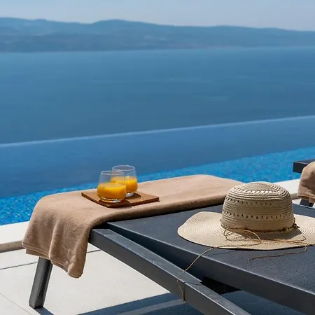 Admira Maria With A Heated Pool And Sea Views Stanici